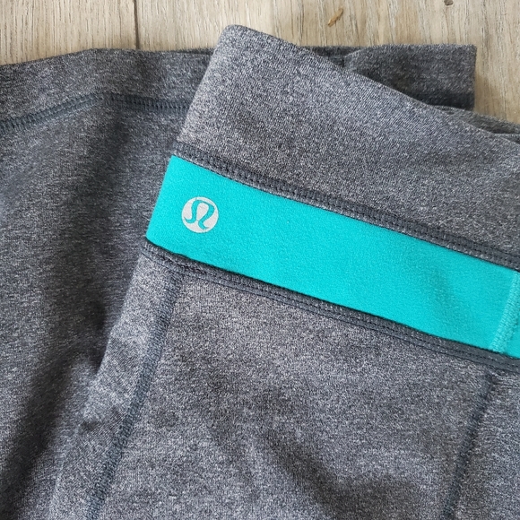 Lululemon grey pants - Picture 2 of 5